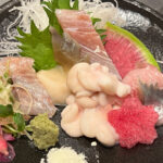 全国各地の食材を使った料理と珍しい日本酒が味わえるお店「六然（ろくぜん）」